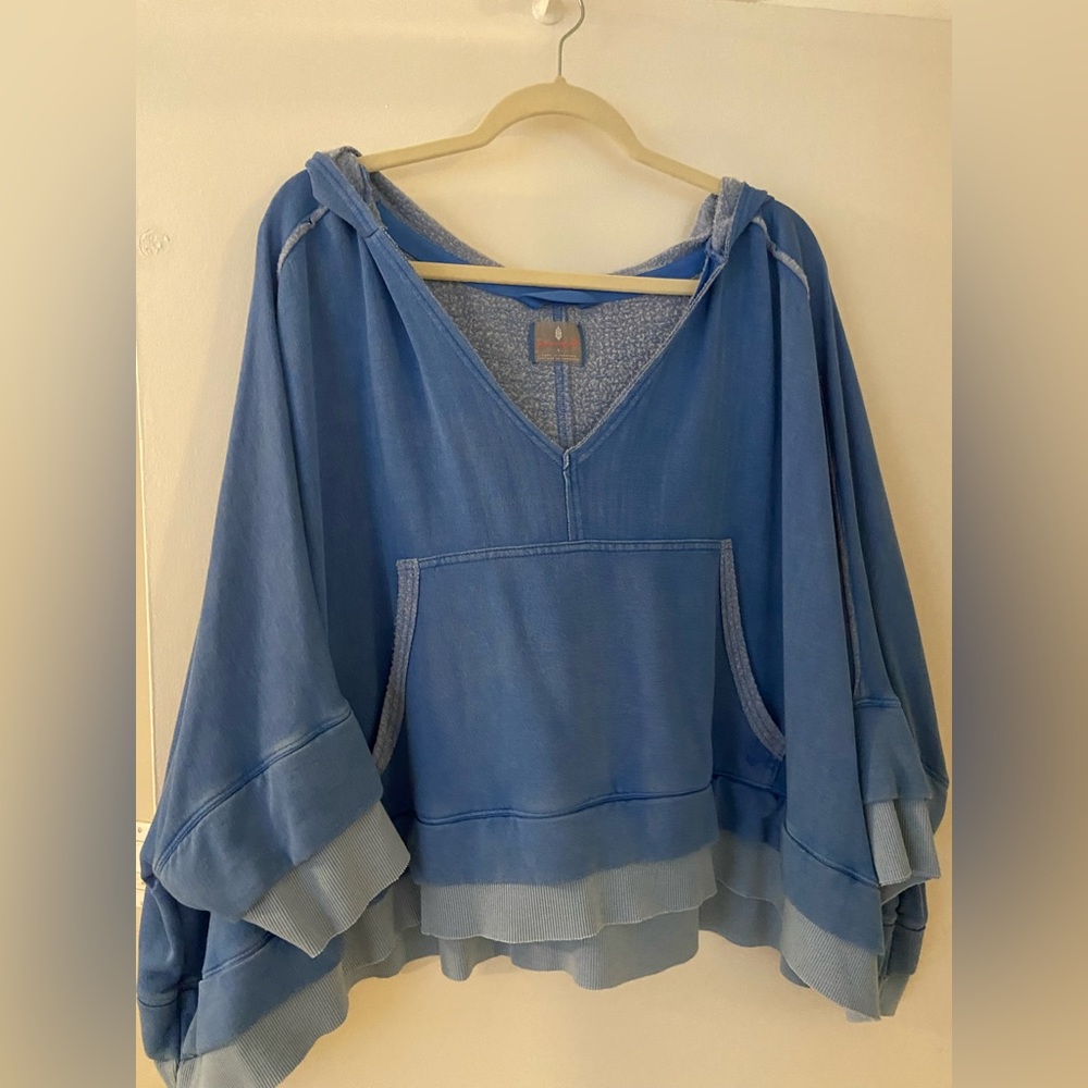 Free People movement oversized hoodie!